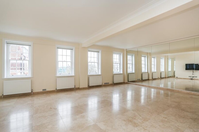 Duchess of Bedford House, Kensington, W8 3 bed flat to rent - £7,150 pcm (£1,650 pw)
