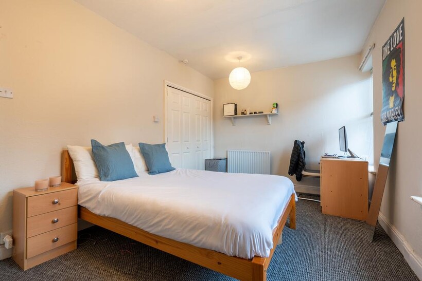 Allison Street - Student House - 25/26 4 bed terraced house to rent - £450 pcm (£104 pw)