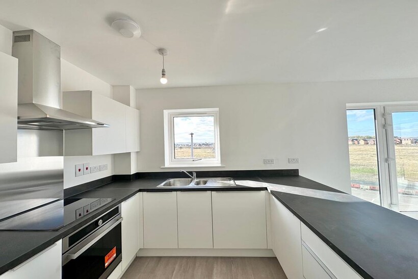 Grasmere Place, Wixams, Bedford, MK45 2 bed property to rent - £1,350 pcm (£312 pw)