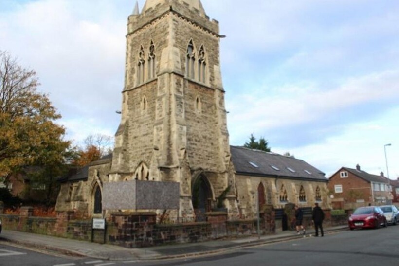St John Divine Church, Liverpool 5 bed flat to rent - £2,383 pcm (£550 pw)