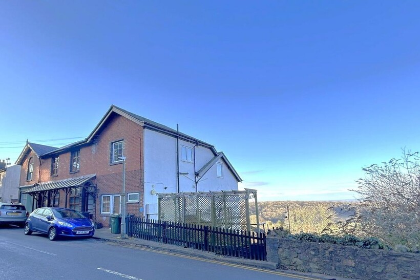 182 West Malvern Road, Malvern WR14 1 bed apartment to rent - £700 pcm (£162 pw)