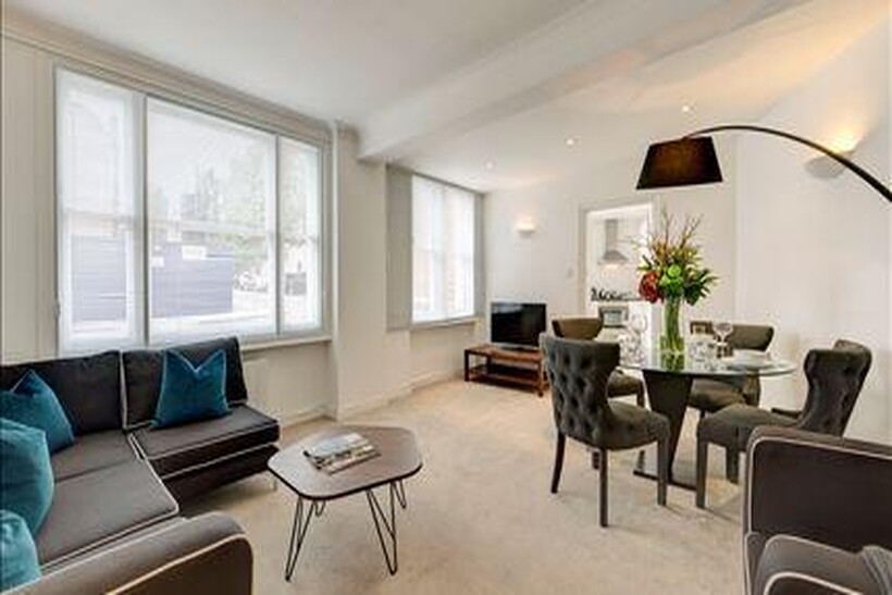 Hill Street, London W1J 2 bed flat to rent - £5,200 pcm (£1,200 pw)