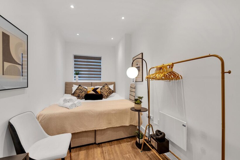 Broadway, London W13 1 bed serviced apartment to rent - £3,480 pcm (£803 pw)