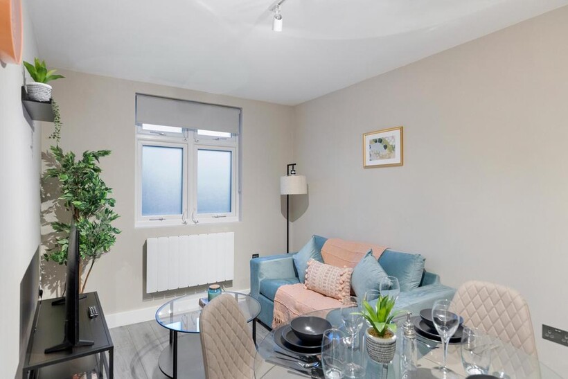 Lodge Road, London NW4 1 bed serviced apartment to rent - £2,488 pcm (£574 pw)