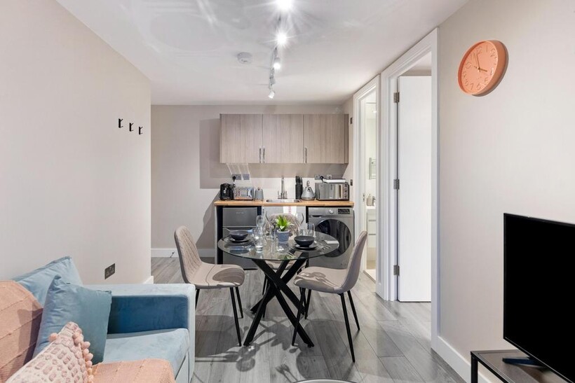 Lodge Road, London NW4 1 bed serviced apartment to rent - £2,488 pcm (£574 pw)