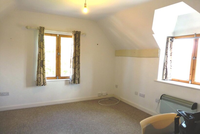 Church Close, Andover SP10 1 bed flat to rent - £695 pcm (£160 pw)
