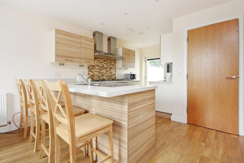 Wincheap, Canterbury 6 bed terraced house to rent - £2,250 pcm (£519 pw)