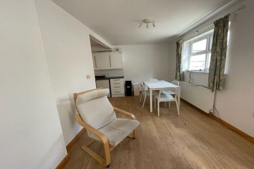 Thorpe Street, Leicester 3 bed house to rent - £412 pcm (£95 pw)