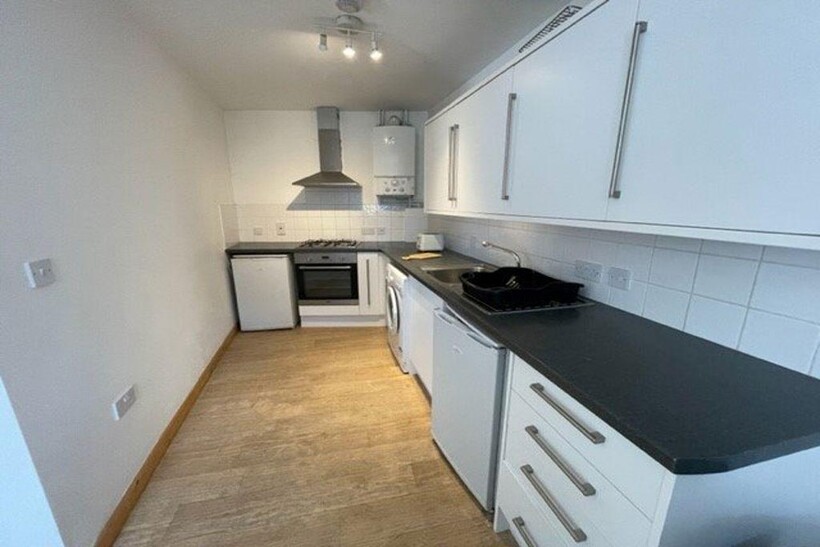 Thorpe Street, Leicester 3 bed house to rent - £412 pcm (£95 pw)