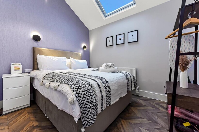 Park Lane, Hornchurch RM11 1 bed serviced apartment to rent - £1,633 pcm (£377 pw)
