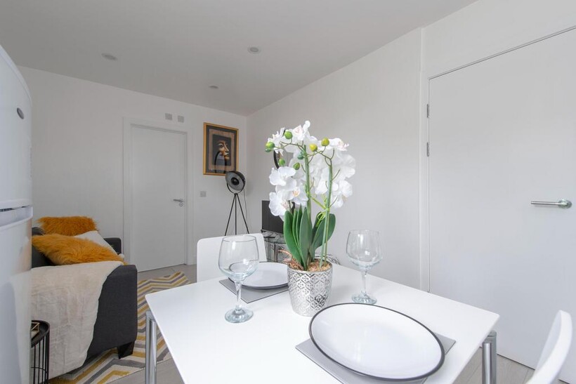 Poynton Road, London N17 1 bed serviced apartment to rent - £3,084 pcm (£712 pw)