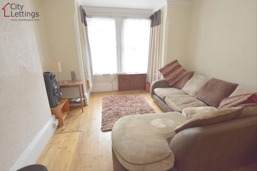 Forest Fields Nottingham NG7 5 bed terraced house to rent - £1,625 pcm (£375 pw)