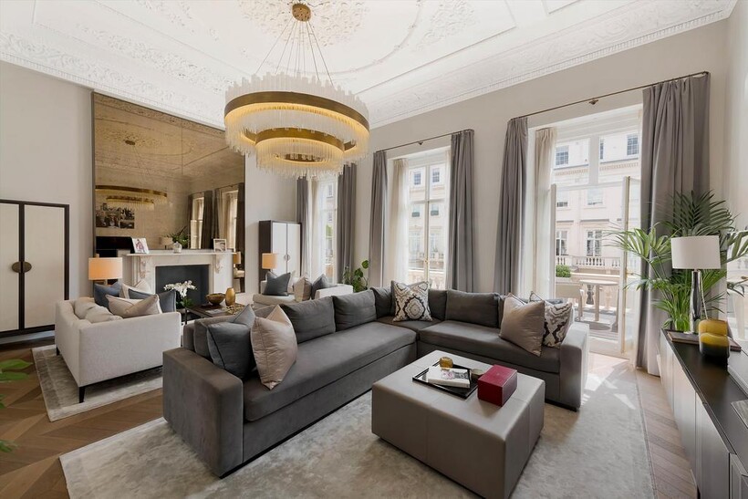 Eaton Place, Belgravia, London, SW1X. 3 bed flat to rent - £32,500 pcm (£7,500 pw)