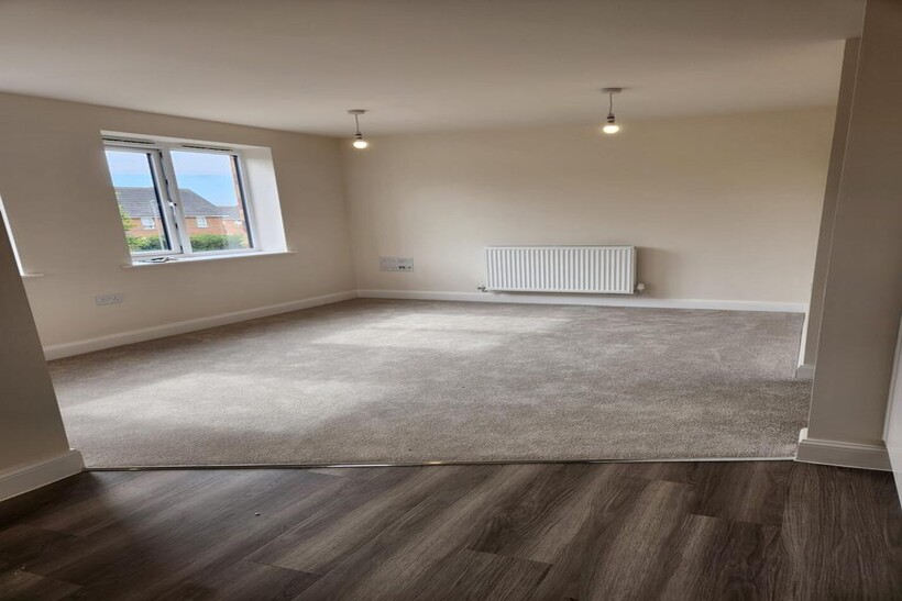 VESPASIAN ROAD MK11 2 bed flat to rent - £1,450 pcm (£335 pw)
