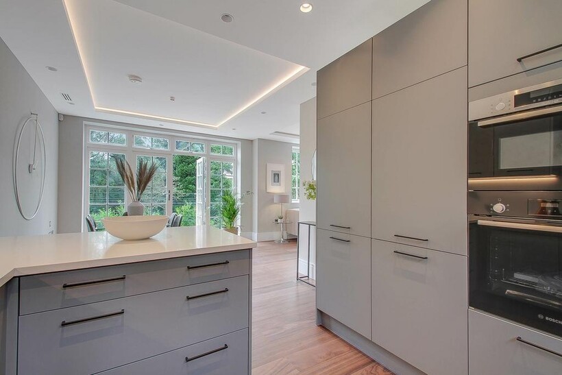 Bute Mews, Hampstead Garden Suburb... 3 bed mews to rent - £4,500 pcm (£1,038 pw)