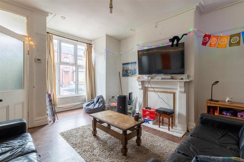Brudenell Avenue, Hyde Park, Leeds 4 bed house to rent - £2,340 pcm (£540 pw)