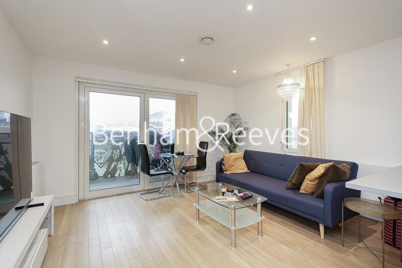 Tilston Bright Square, Abbeywood SE2 2 bed apartment to rent - £1,900 pcm (£438 pw)