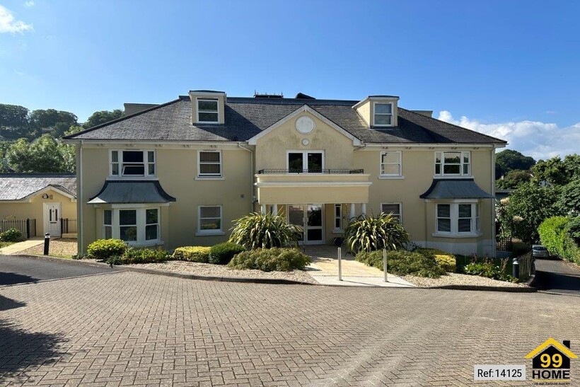 Fonthill, Torquay, Devon, TQ1 2 bed apartment to rent - £1,050 pcm (£242 pw)
