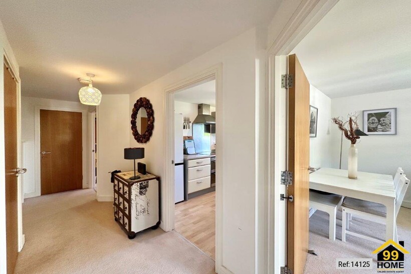 Fonthill, Torquay, Devon, TQ1 2 bed apartment to rent - £1,050 pcm (£242 pw)