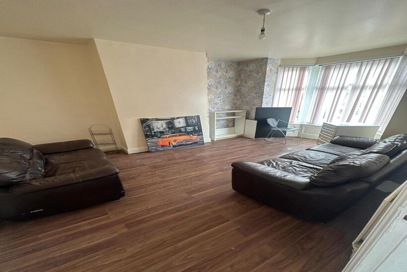 Leeds LS6 4 bed terraced house to rent - £1,750 pcm (£404 pw)