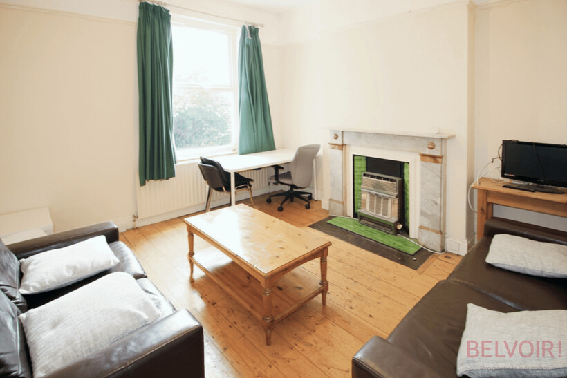 Cromwell Street, Nottingham NG7 4 bed terraced house to rent - £1,760 pcm (£406 pw)