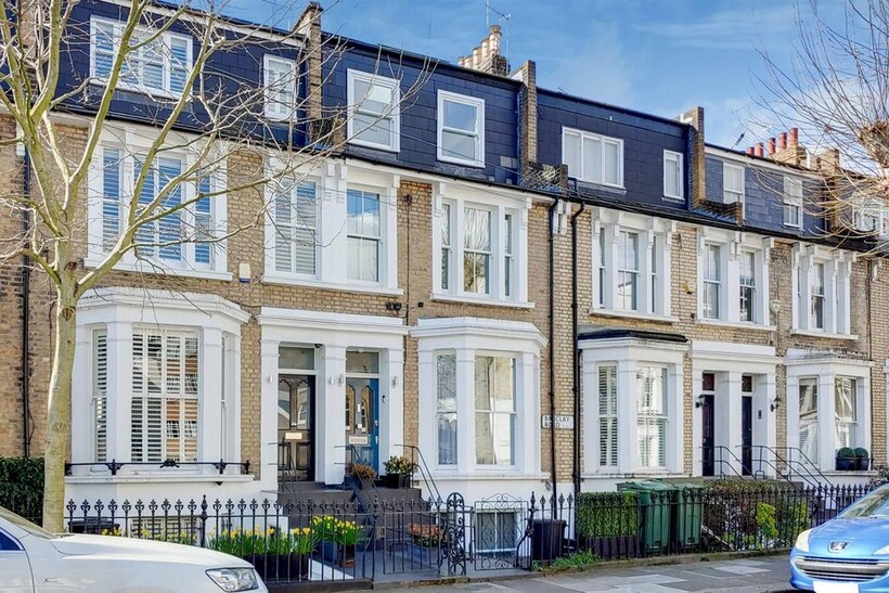 Barclay Road, Fulham, London, SW6 3 bed maisonette to rent - £8,502 pcm (£1,962 pw)
