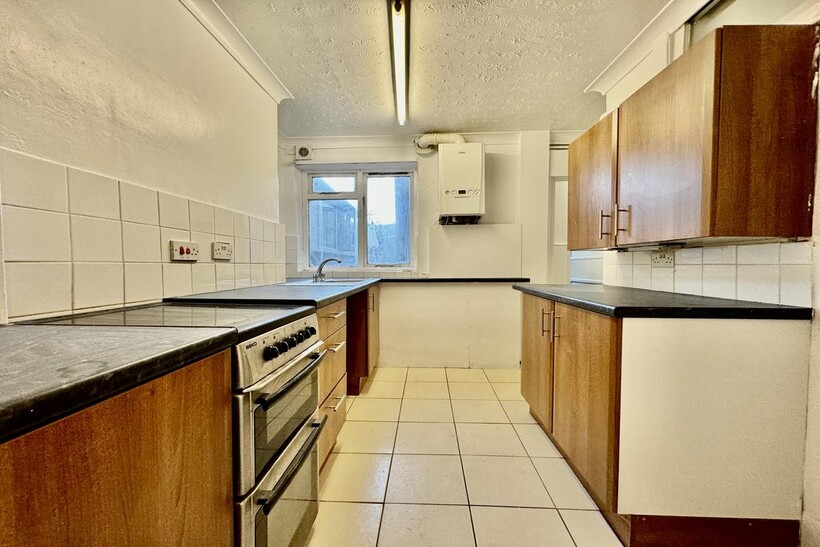 Roman Bank, Skegness PE25 1 bed flat to rent - £560 pcm (£129 pw)