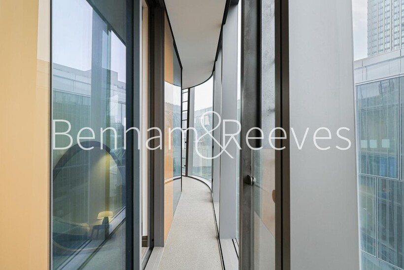 Blackfriars Road, London SE1 1 bed apartment to rent - £3,600 pcm (£831 pw)