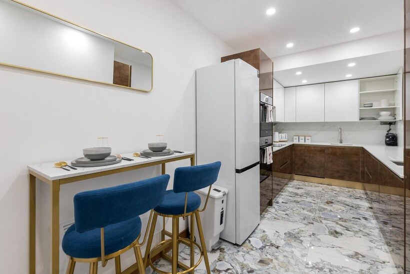 Stonebridge Road, London N15 5 bed house to rent - £5,149 pcm (£1,188 pw)