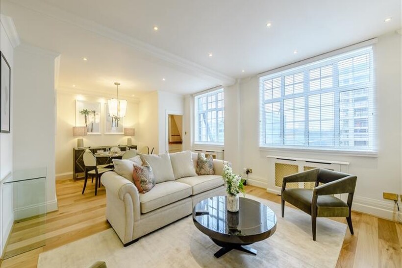 Strathmore Court Mid Term NW8 3 bed flat to rent - £11,527 pcm (£2,660 pw)