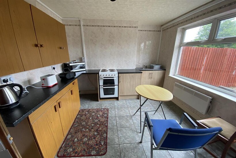 Grangemouth Rd, Radford, Coventry 1 bed in a house share to rent - £399 pcm (£92 pw)