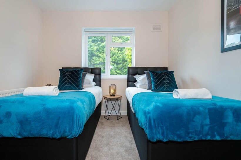 Oakcroft Road, Birmingham B13 3 bed house to rent - £3,400 pcm (£785 pw)