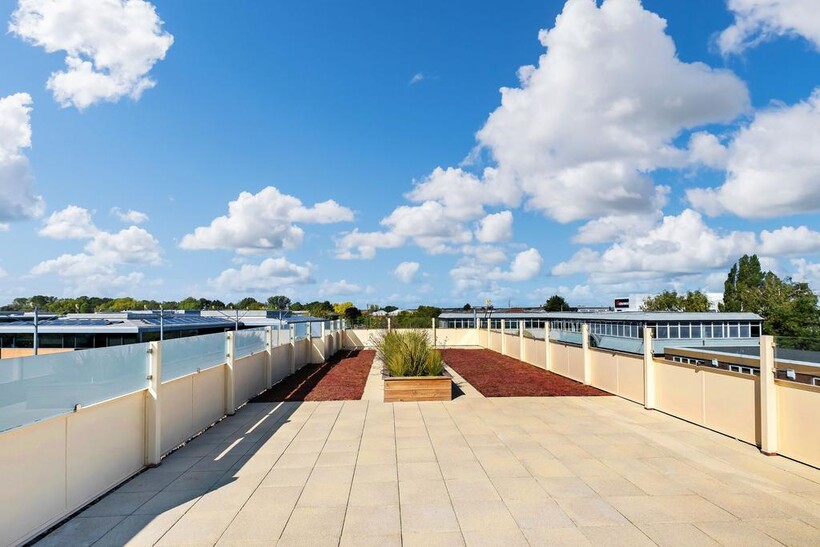 HA4 StMartins 10 2 bed apartment to rent - £3,500 pcm (£808 pw)