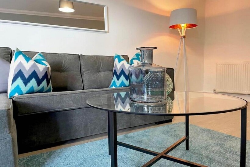ME1 Sylvia Apts 01 2 bed apartment to rent - £3,562 pcm (£822 pw)
