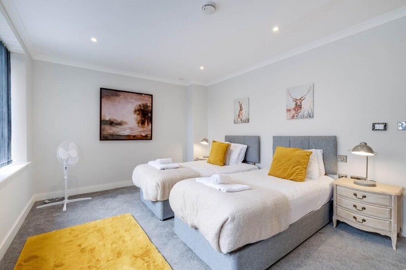 TW8 Concord Hse 01 1 bed apartment to rent - £3,990 pcm (£921 pw)