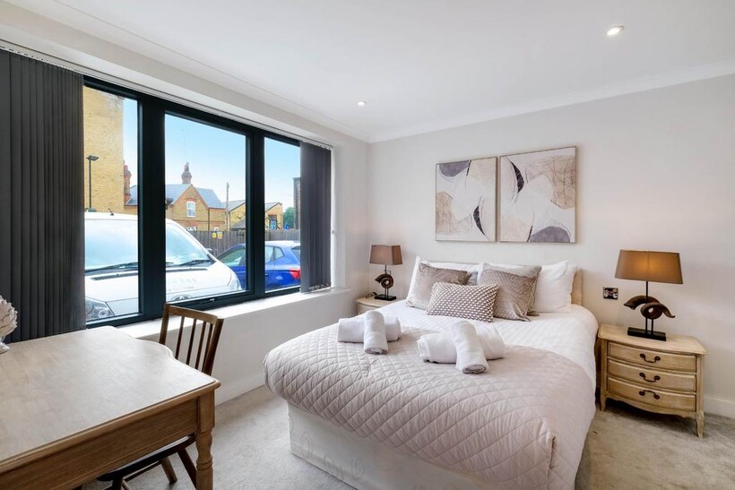 TW8 Concord Hse 03 1 bed apartment to rent - £3,990 pcm (£921 pw)