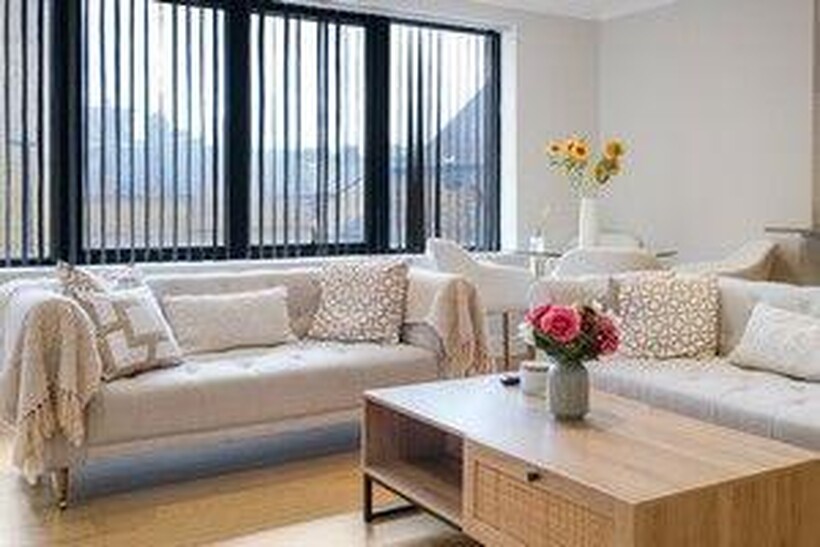 TW8 Concord Hse 08 2 bed apartment to rent - £5,985 pcm (£1,381 pw)