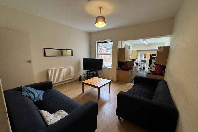 Birmingham B29 4 bed house to rent - £2,120 pcm (£489 pw)