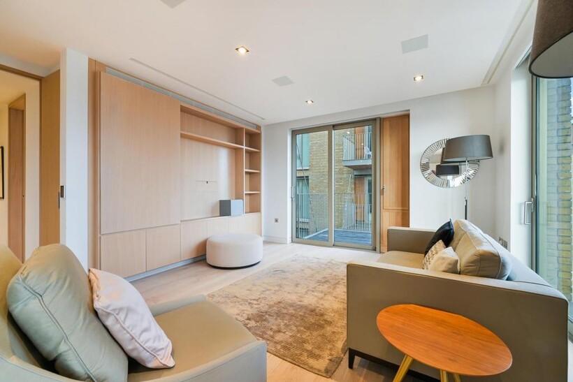 Chatsworth House, One Tower Bridge... 2 bed apartment to rent - £4,251 pcm (£981 pw)