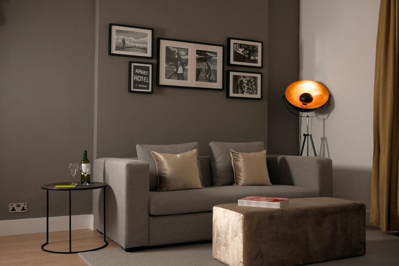 Nevern Place, London SW5 1 bed serviced apartment to rent - £5,082 pcm (£1,173 pw)