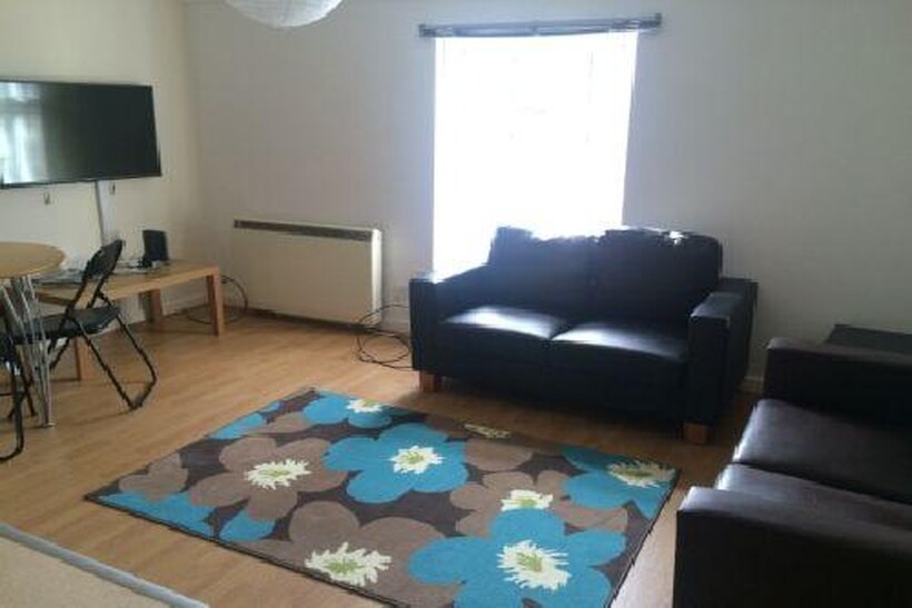 Nottingham NG7 3 bed house to rent - £348 pcm (£80 pw)