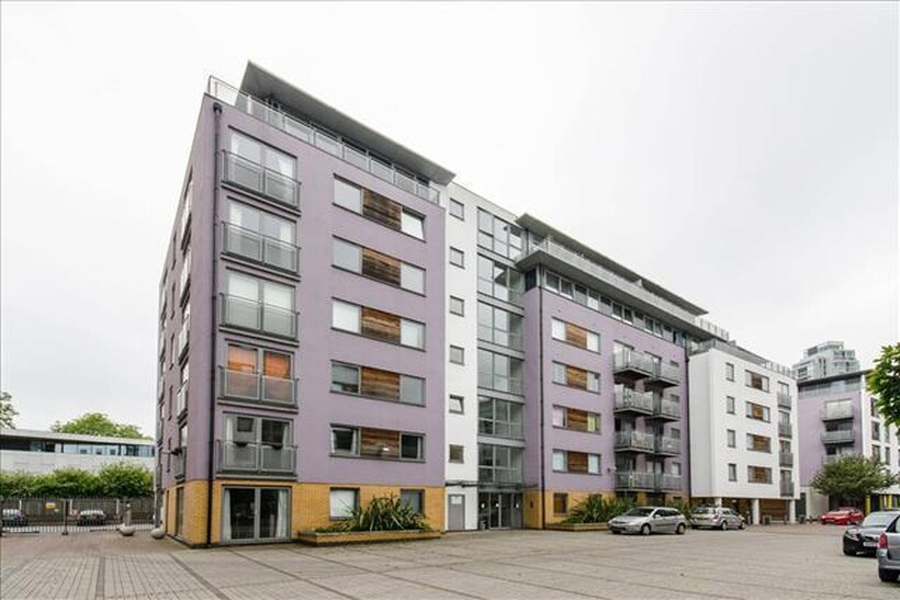 SHORT & FLEXI STAY BILLS INC STUDIO... 1 bed flat to rent - £2,167 pcm (£500 pw)