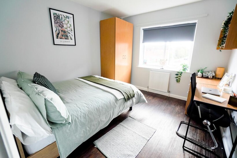 Madison Gardens, Faraday Road 6 bed townhouse to rent - £3,874 pcm (£894 pw)