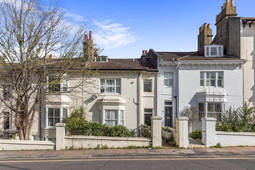 Buckingham Place, Brighton BN1 2 bed flat to rent - £1,625 pcm (£375 pw)
