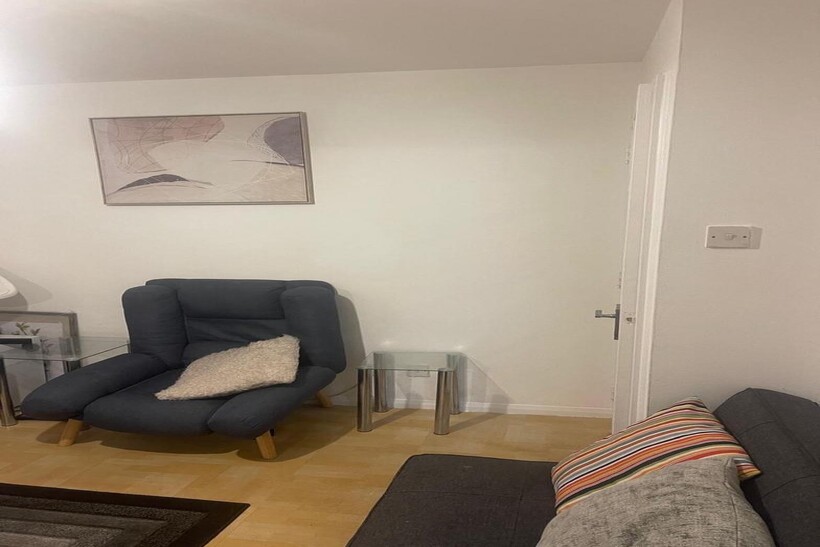 Ruston Road, London, SE18 1 bed flat to rent - £1,425 pcm (£329 pw)