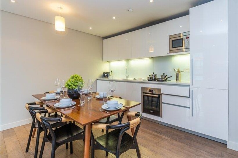 Merchant Square East, London W2 3 bed apartment to rent - £7,150 pcm (£1,650 pw)