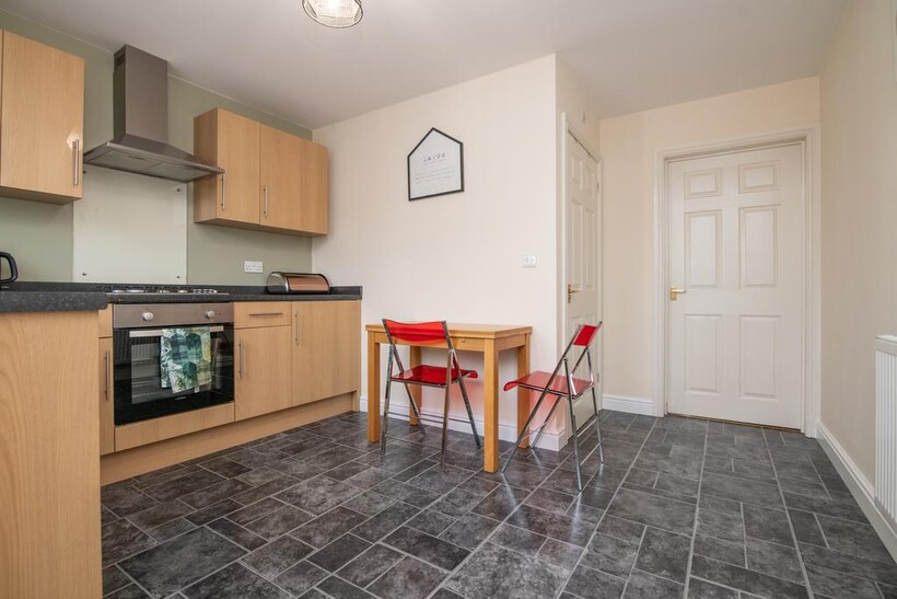 Fox Lane, Bromsgrove B61 2 bed mews to rent - £925 pcm (£213 pw)