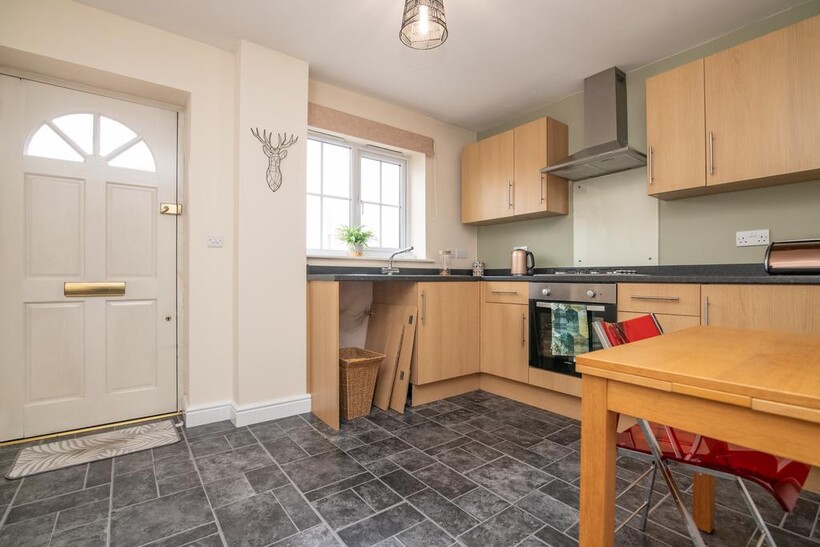 Fox Lane, Bromsgrove B61 2 bed mews to rent - £925 pcm (£213 pw)