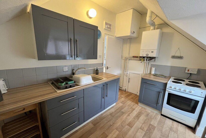 HUNSTANTON 1 bed flat to rent - £775 pcm (£179 pw)