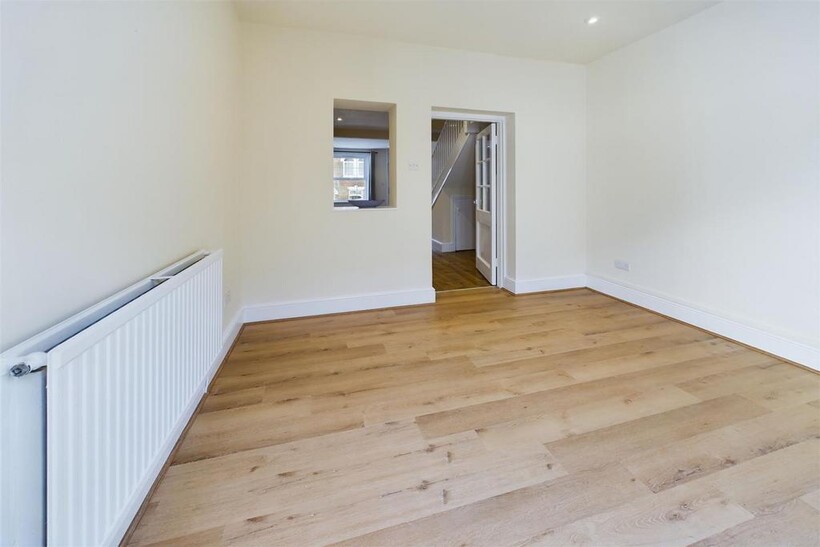 York Street, Cowes PO31 2 bed terraced house to rent - £995 pcm (£230 pw)
